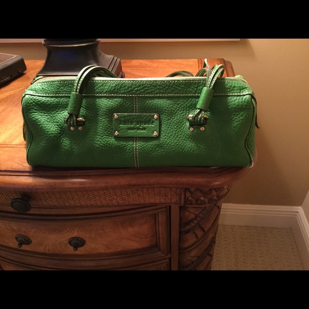 Kate Spade leather Barrel Shoulder Bag